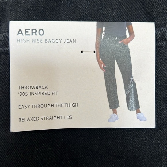 Aero Black High Rise Baggy 90’s Inspired Jeans NWT Multiple Sizes - Picture 5 of 9